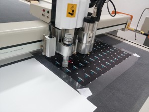 חיתוך צורני PVC לפי מידה