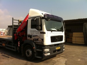 עיטוף משאית קבינה